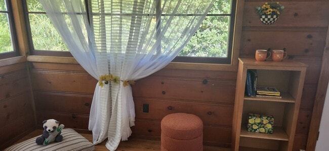 Photo - 5967grovestreet.is4lease.com