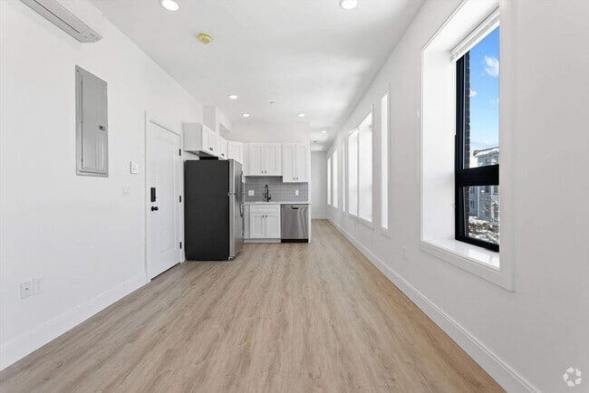 Building Photo - 1137 Washington St Unit 1 Rental
