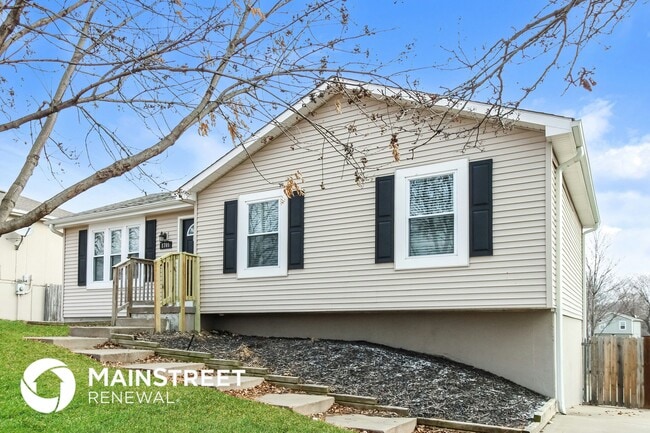 Photo - 1705 N Blue Mills Rd