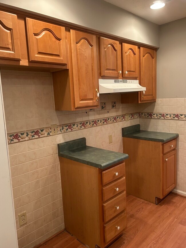 Photo - 5365 Camelot Dr Unit 39