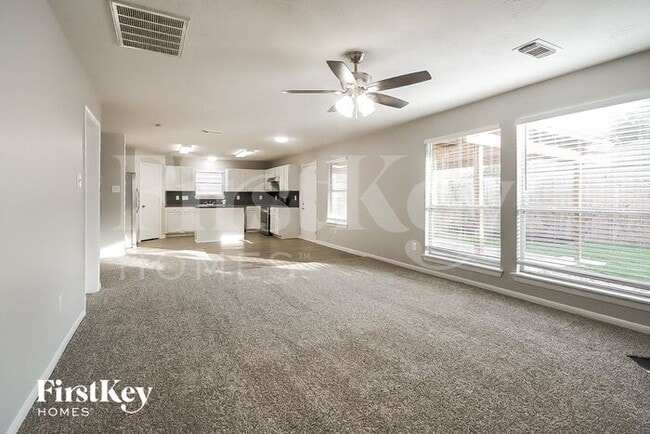 Photo - 28802 Waltham St