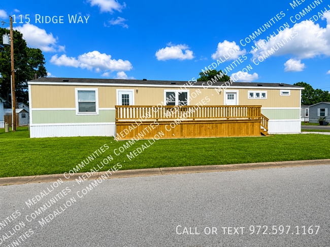 Building Photo - 115 Ridge Way-