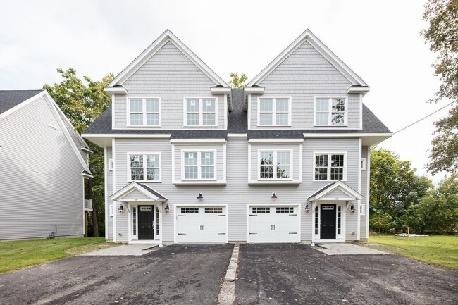 Photo - 14 Thayer St Townhome