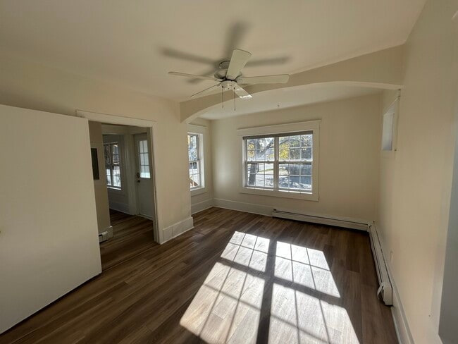 Photo - 3011 Oxford St Unit C