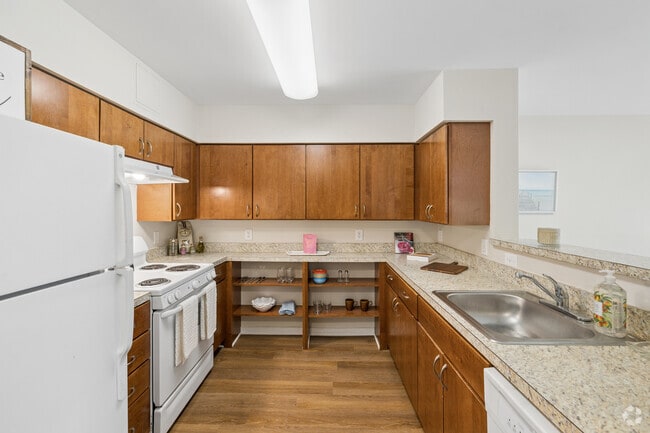 1BR, 1BA - 703SF - Kitchen