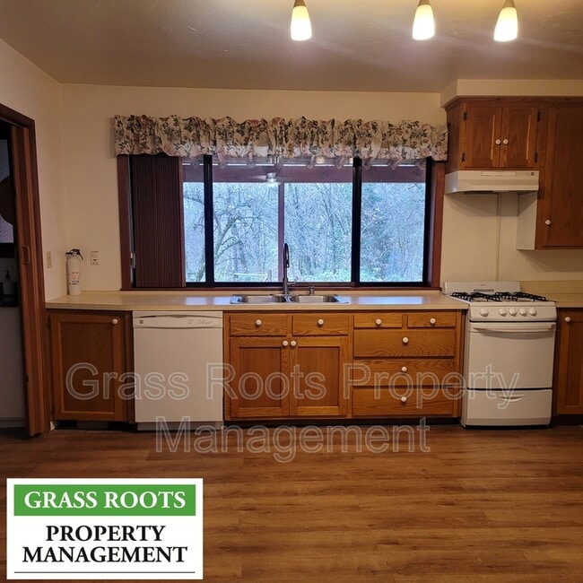 Photo - 15772 Sunnyvale Ln