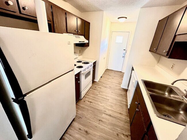 Photo - Cute and Cozy-ONE BEDROOM/ONE BATH - SOUTH HUNTSVILLE LOCATION -With a $300 Off the first month's...