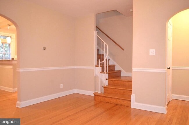 Photo - 206 S Courthouse Rd