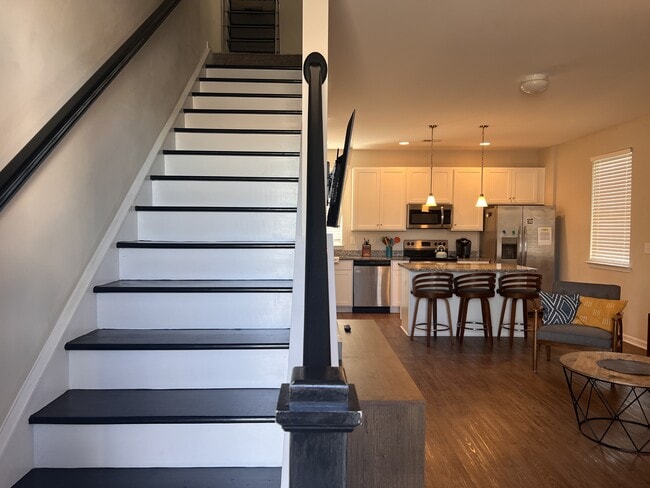 Photo - 3453 Bristol Ln