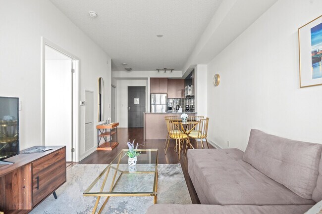 Photo - 50 Dunfield Ave Unit ID1345944P