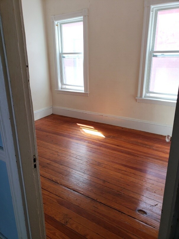 Photo - 348 Faneuil St