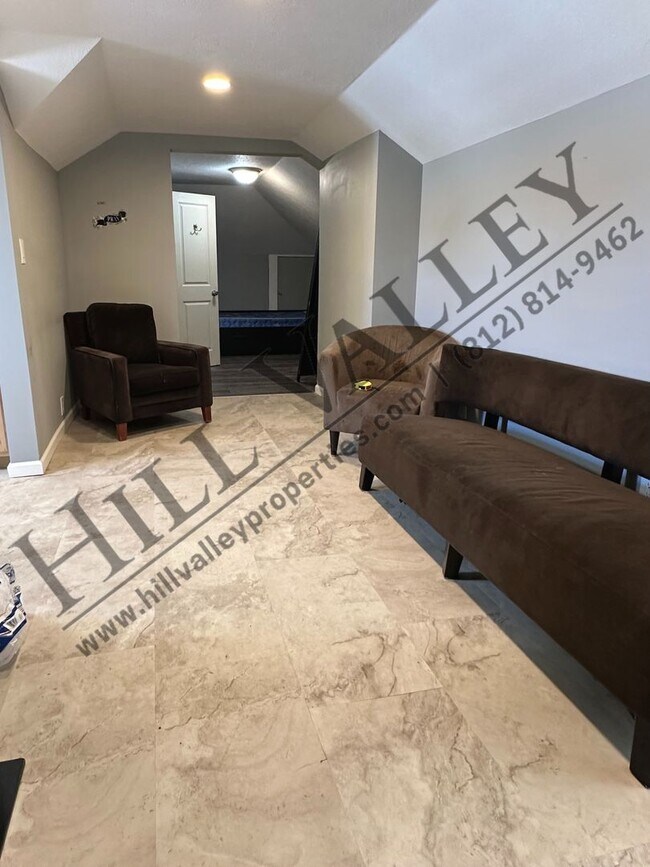 Photo - 2330 S 7th St Unit Apt 4