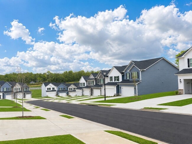 Photo - Spacious Townhome Living in the Heart of Cornelia