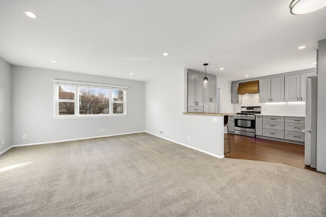 Photo - 2bd/1.5 ba ranch near Old Town