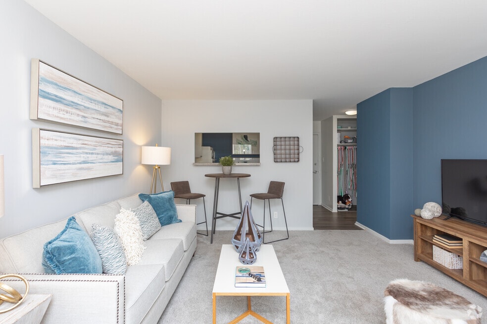Lake Meadows Apartments