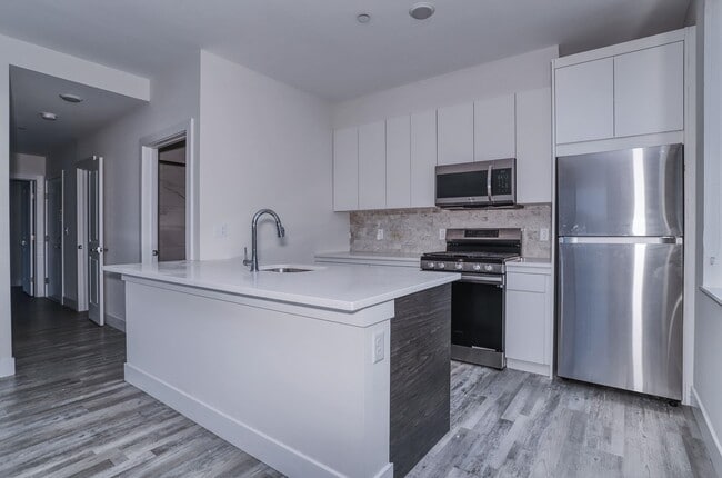 Photo - 140 Avenue B Unit 302