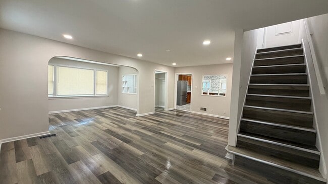 Photo - 2701 Union St