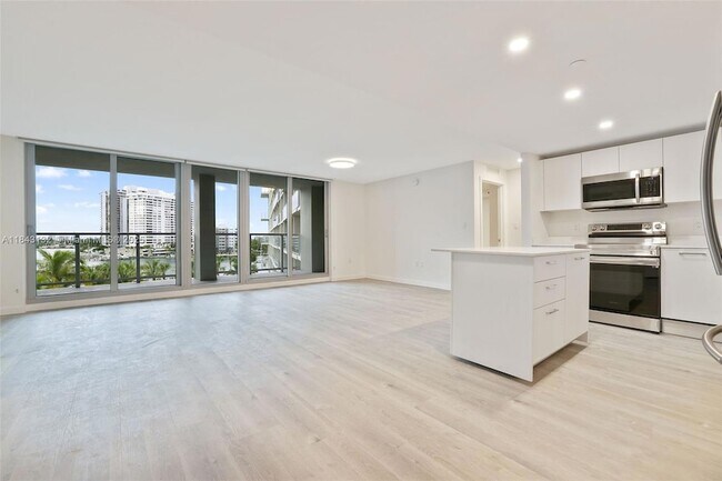 Photo - 1504 Bay Rd Condo