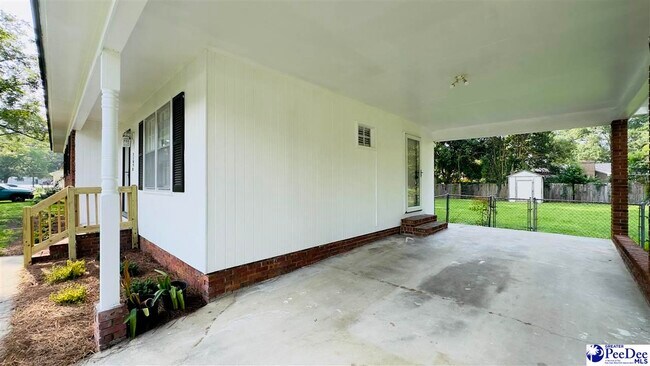 Photo - 2109 3rd Loop Rd
