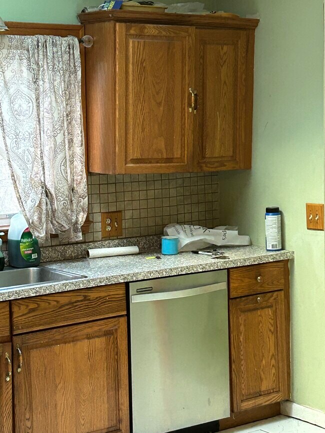 Photo - 2119 Maple Ave