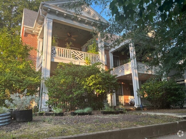 Building Photo - 3228 W Grace St Unit A Rental