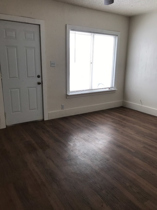 Photo - 152 S Kenwood St Unit 152 Kenwood