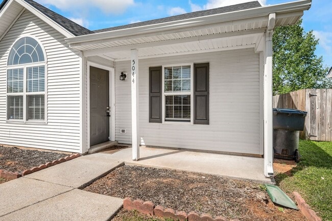 Photo - 5044 Boyd Dr
