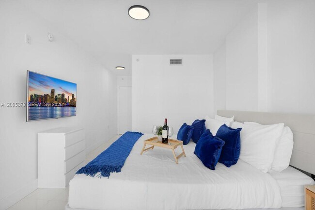 Photo - 6620 Indian Creek Dr Unidad 616