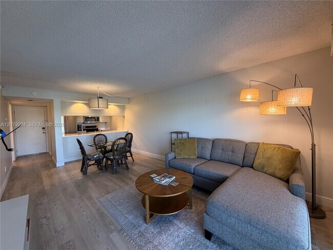 40 NE Plantation Rd Unit 207