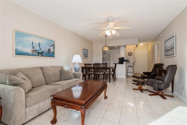 Photo - 720 Orton Ave Unit 306
