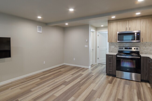 Photo - 204 9th NW St Unidad 2