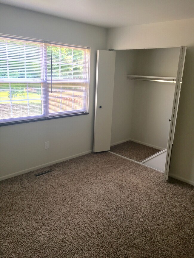 Photo - 4559 Tabor Rd NW