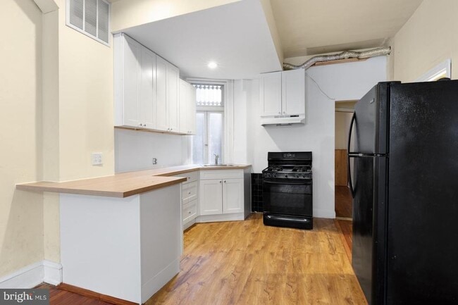 Photo - 5147 Hazel Ave Unit A