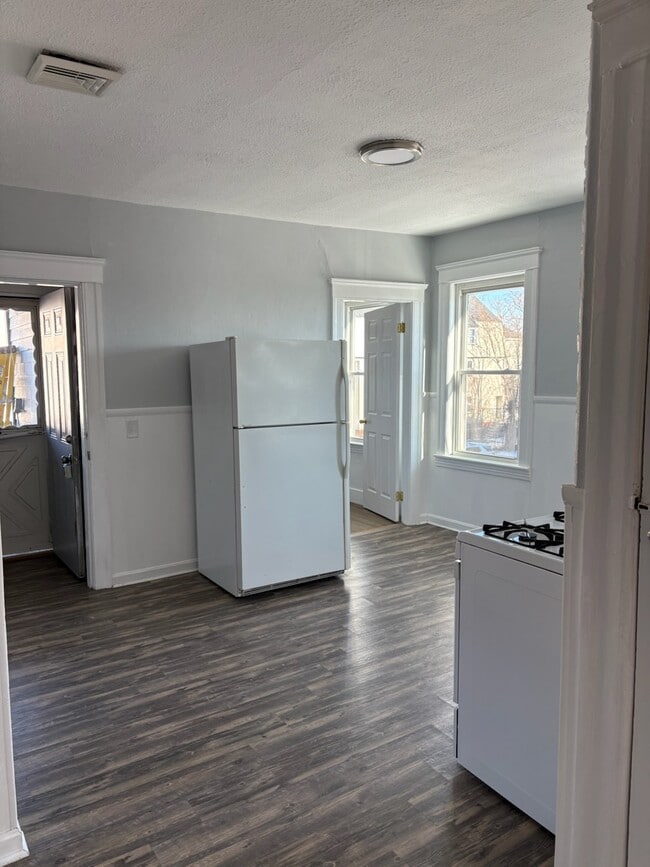 Photo - 7 Dartmouth St Unit 3