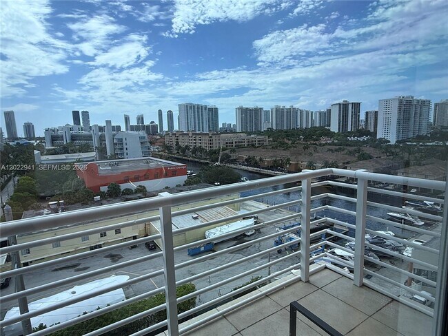 18800 NE 29th Ave Unit 1013