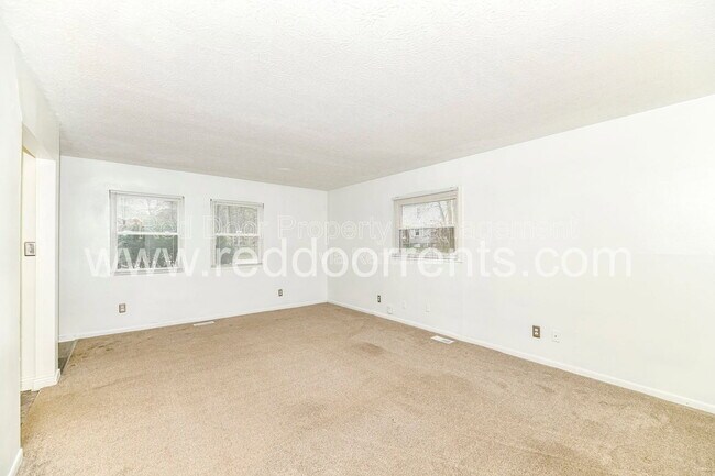 Photo - 5361 E Burgess Ave