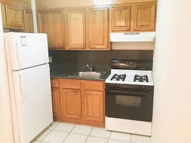 Photo - 141-33 Pershing Crescent