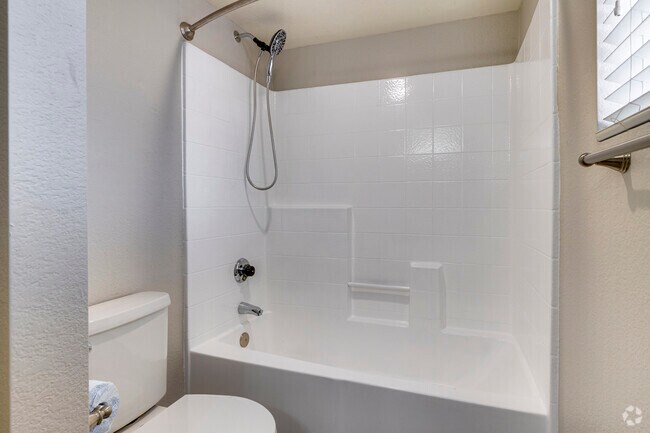 Bathroom - 1BR, 1BA - 789SF