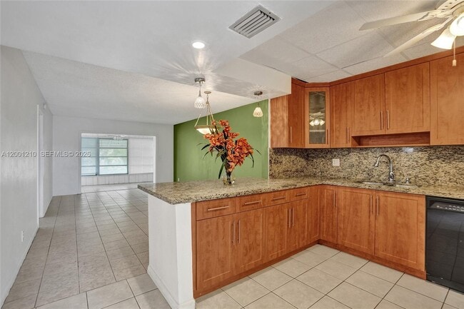 Photo - 3051 NW 46th Ave Unit 101