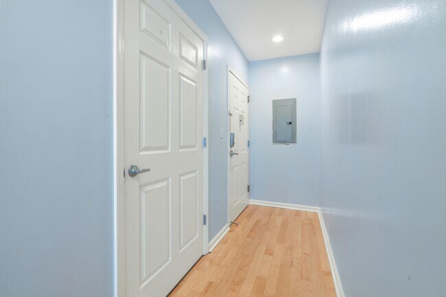 Photo - 8915 Bergenwood Ave Unit 1st floor