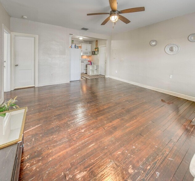 Photo - 205 N Federal Hwy