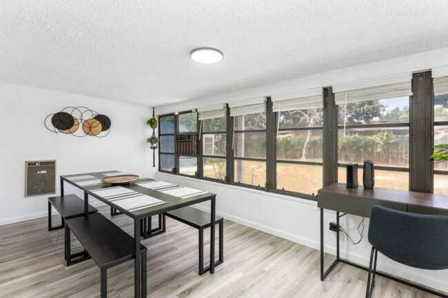 Photo - 1214 N Pine Hills Rd Unit 1