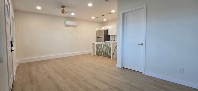 Photo - 621 Starstone Dr