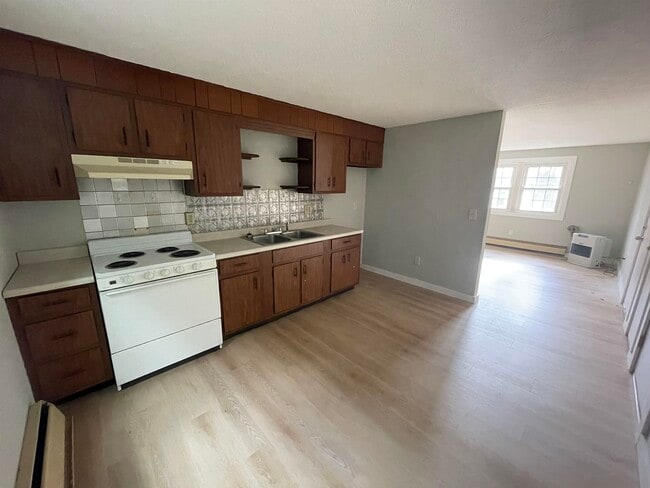 Building Photo - 17 Kingsley Ct Unit 3