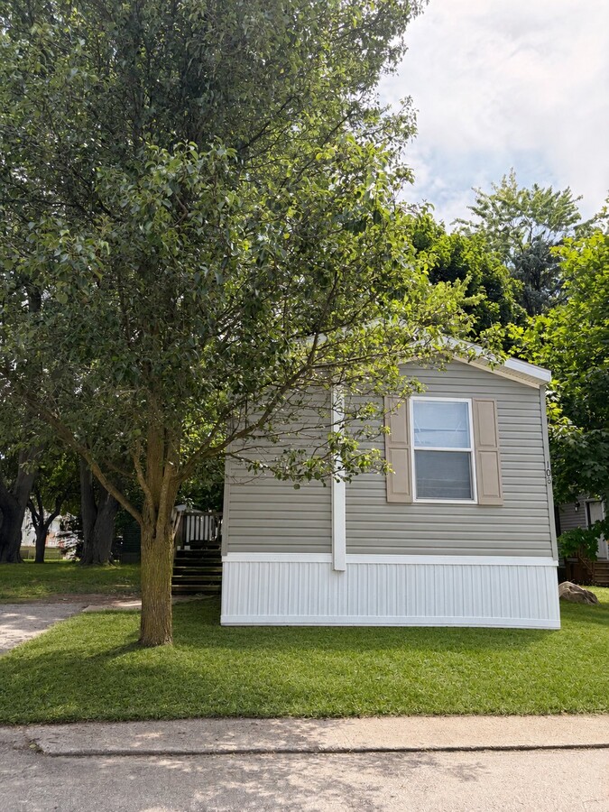Photo - 108 Dunlap Cir