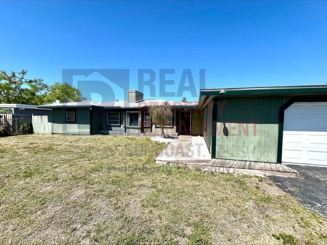 Photo - 563 Parkview Dr