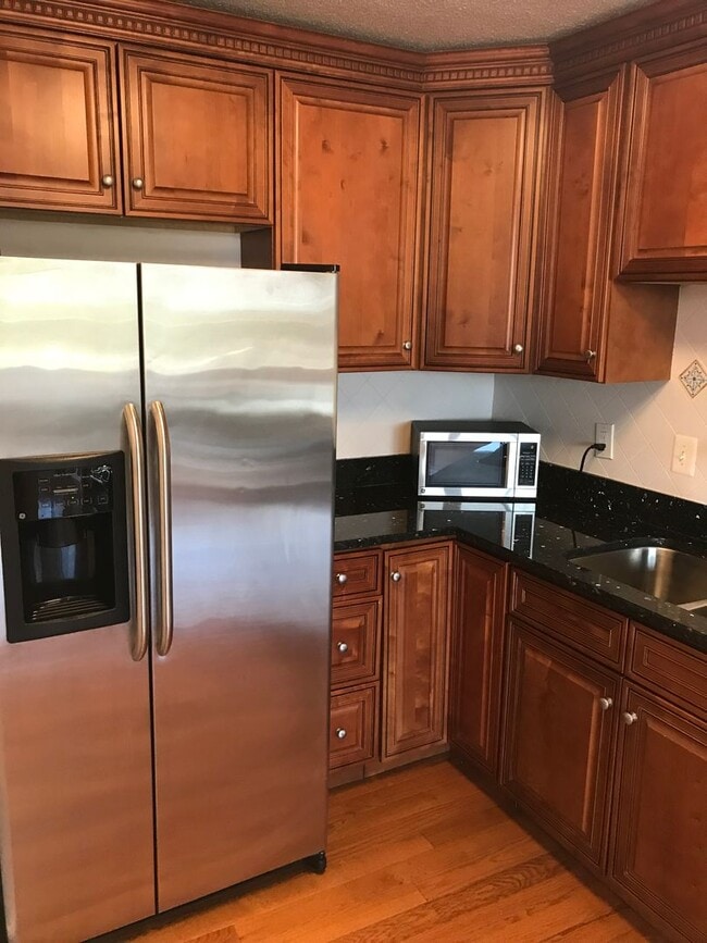 Photo - Luxury 1 bedroom 1 bath condo with great amenities