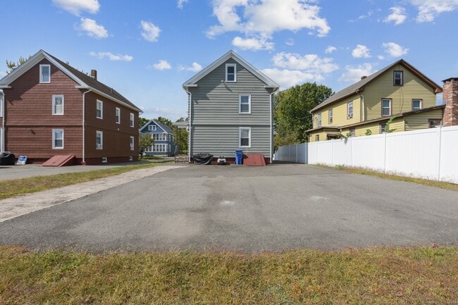 Photo - 14 East St Unit 2