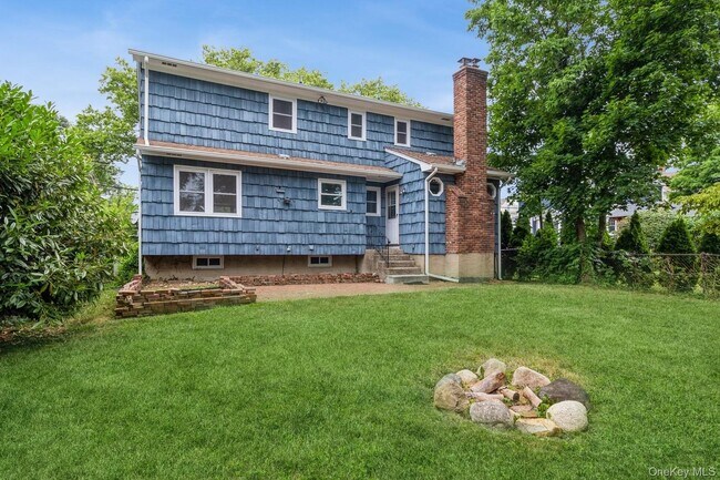 Photo - 22 Central St