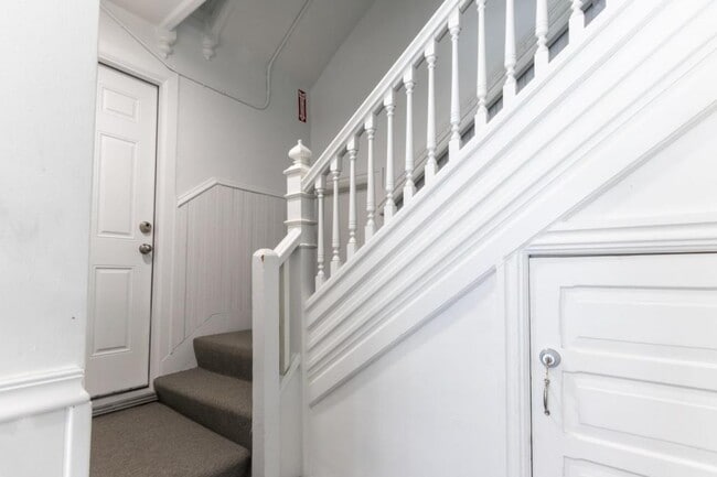 Photo - 713 Locust St